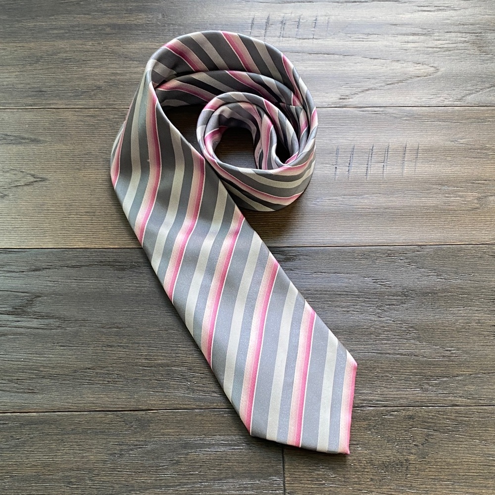 SEAN JOHN 100% Silk Striped Tie Pink and Gray